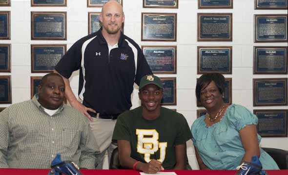 Nine football players sign letters of intent