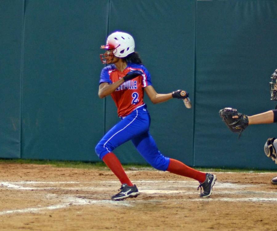 Photos: Varsity Softball vs Cedar Hill