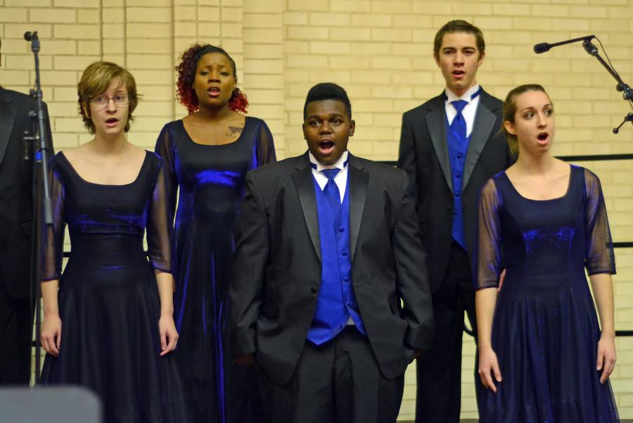 Video: Choir performs at North Park Mall