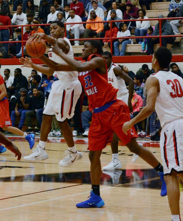 Photos: Varsity Boys Basketball vs. Cedar Hill 