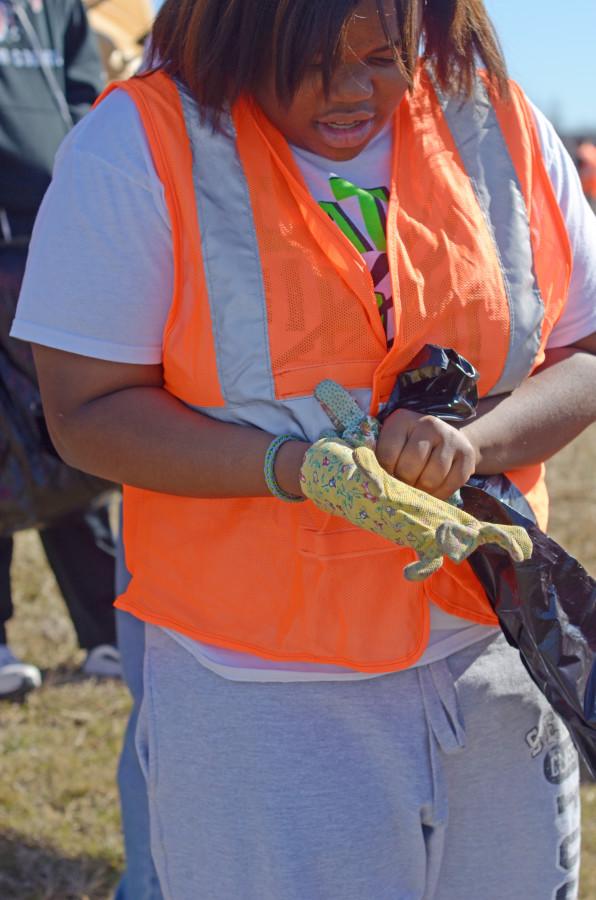 Photos: Student Council Highway Clean Up.