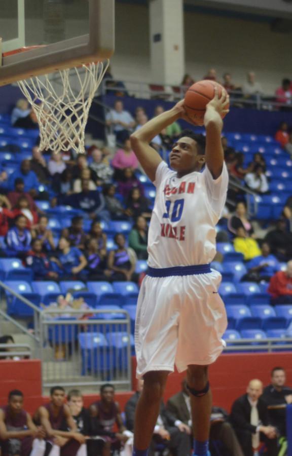 Photos: Varsity Boys Basketball vs. Timberview 1-17