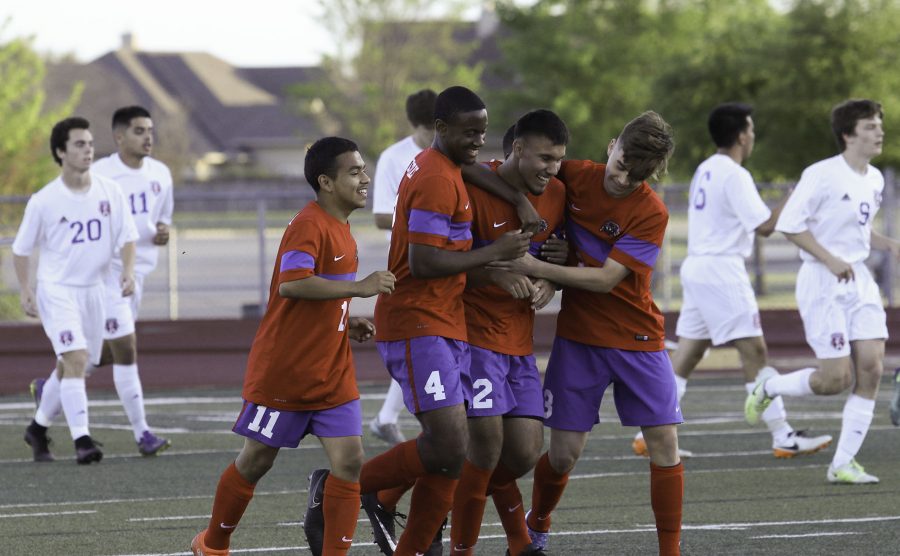 Varsity Soccer dominates Waco Midway