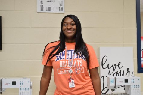 Teacher of the Week: Ms. Barnes