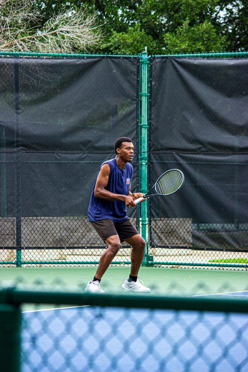 Duncanville’s top tennis player faced the 4th seed at regionals with early nerves, dropping the first set 6-1. In the second set, he found his confidence, pushing his opponent with sharp plays and relentless effort before falling 6-4 in a hard-fought battle.

