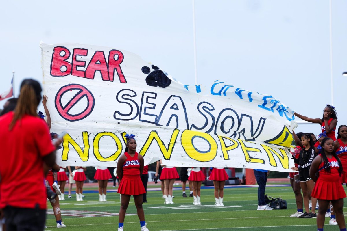 Duncanville Panthers Take on South Oak Cliff Golden Bears in High-Stakes Season Opener