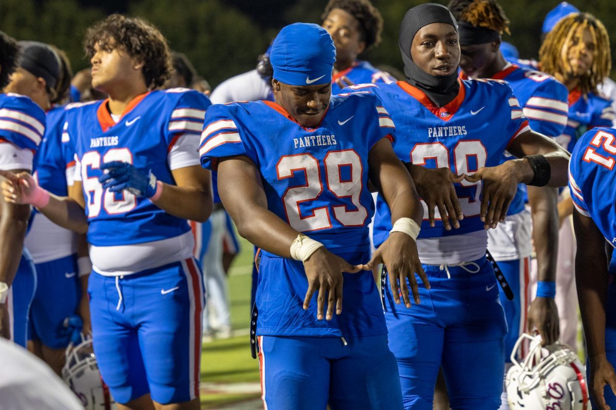 Dville V.S. Desoto-76